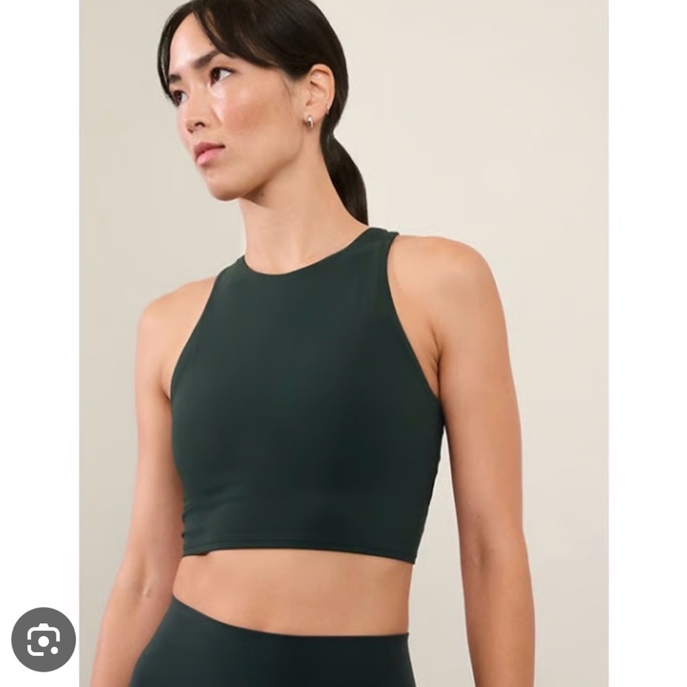 Athleta Conscious Crop Bra D-DD Size Medium